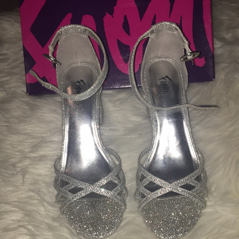 Fioni Silver Sandals